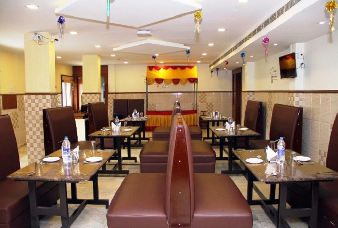 Hotel Poppys S.E.T Residency Kumbakonam Exterior foto